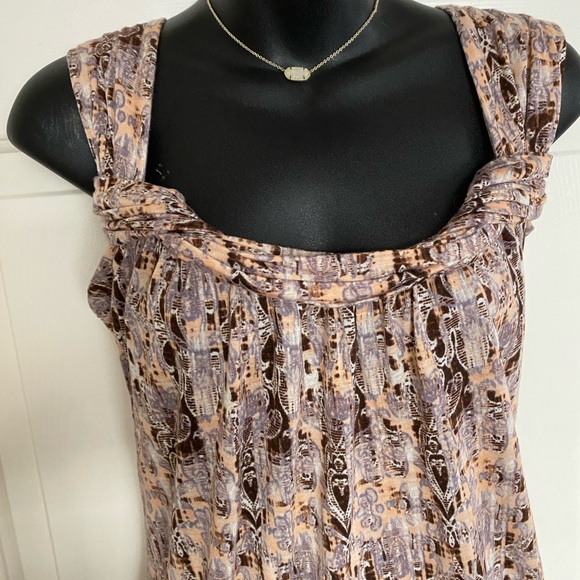 Daytrip Pattern Lace Back Tank Top - Picture 6 of 15